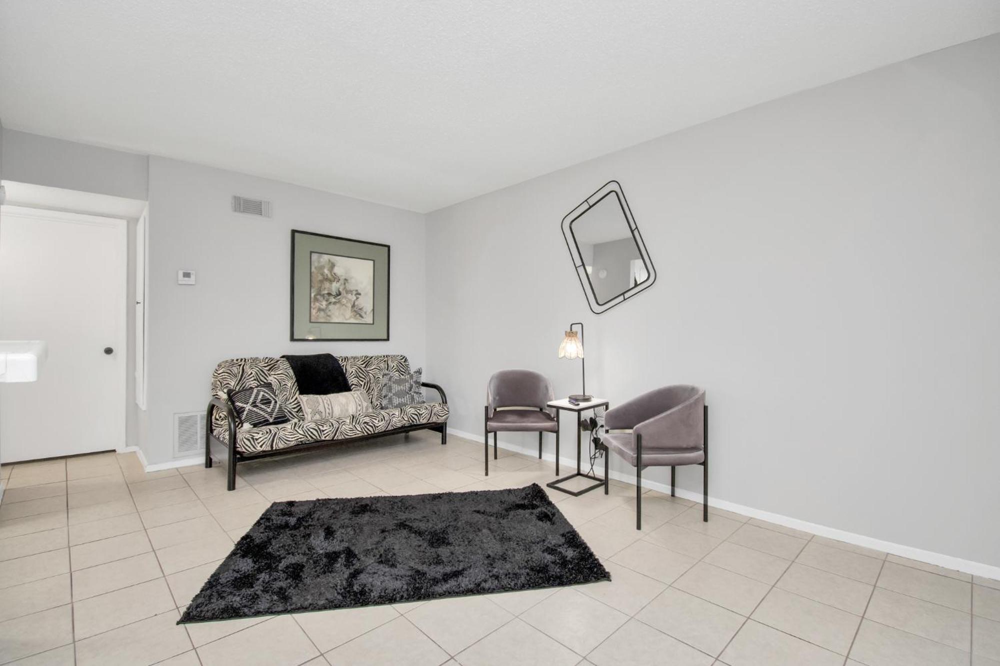 Апартаменты Unique Heights 1Br Apt Sleeps 4 Хьюстон Экстерьер фото