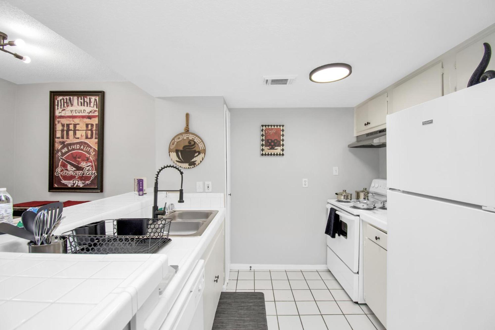 Апартаменты Unique Heights 1Br Apt Sleeps 4 Хьюстон Экстерьер фото